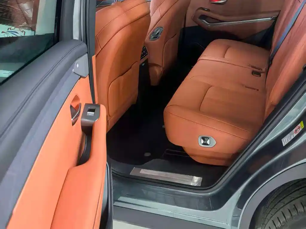 BYD Tang L — миниатюра 4