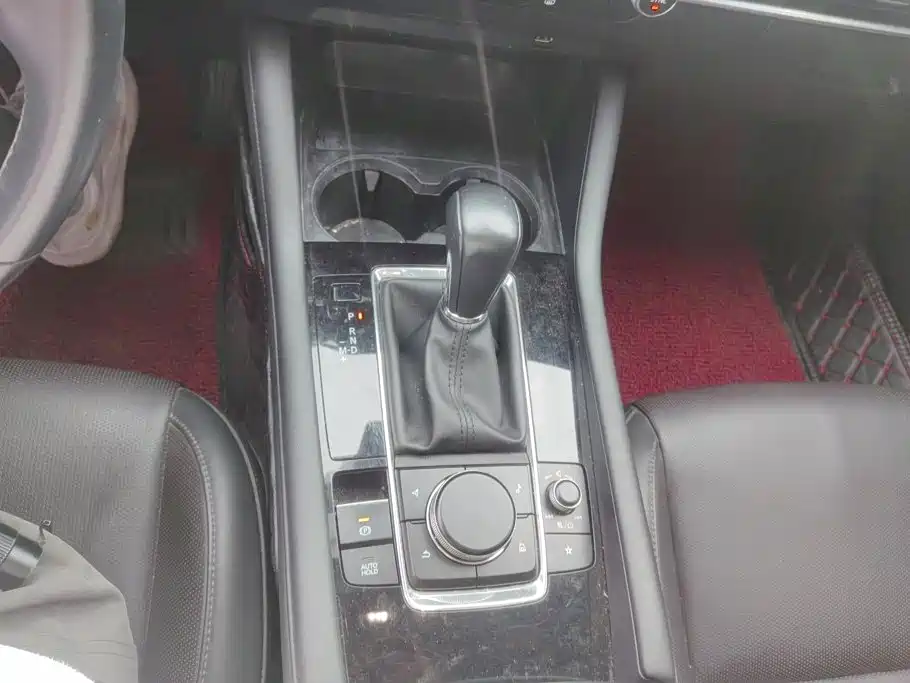Mazda 3 Axela — миниатюра 16