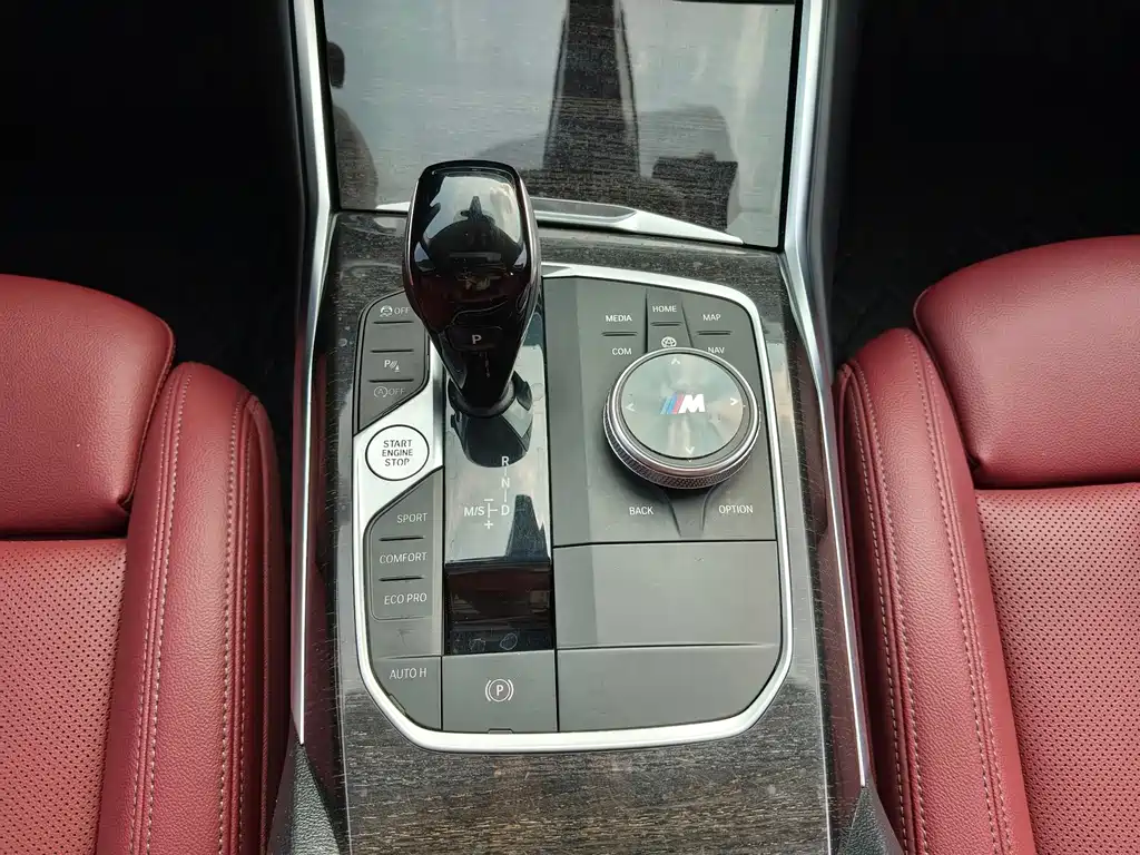 BMW 3 Series — миниатюра 25