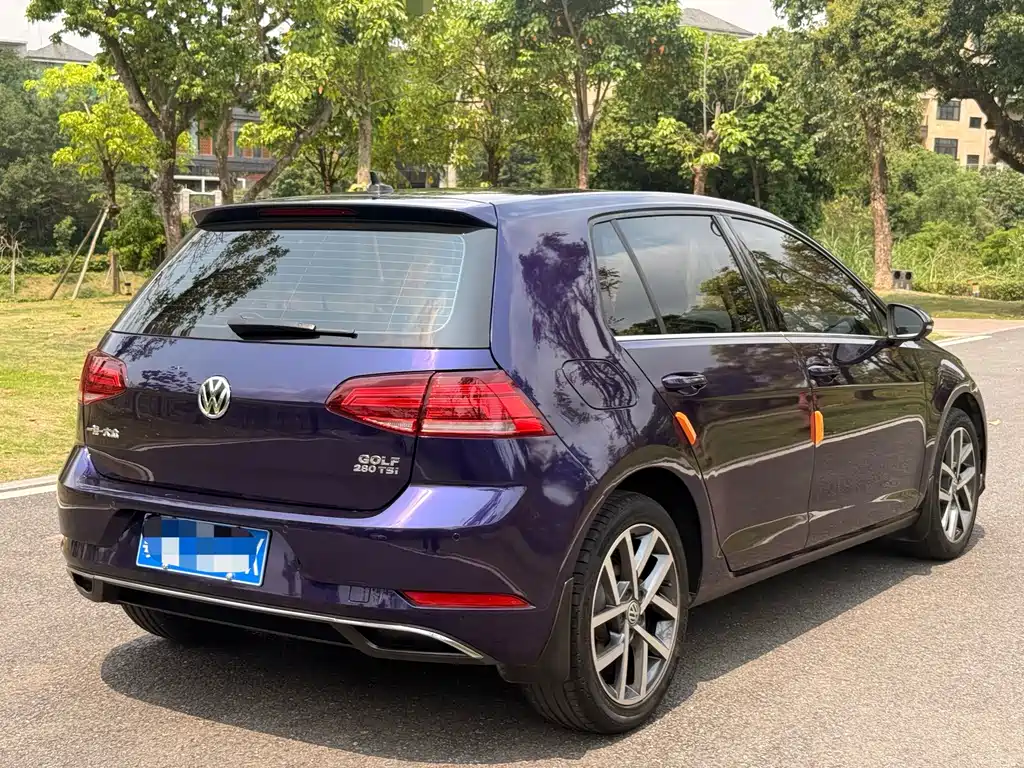 Volkswagen Golf — миниатюра 9