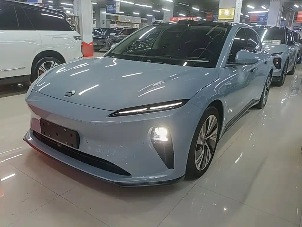 NIO ET5 — миниатюра 2