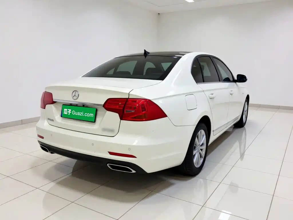 Volkswagen Bora — миниатюра 4