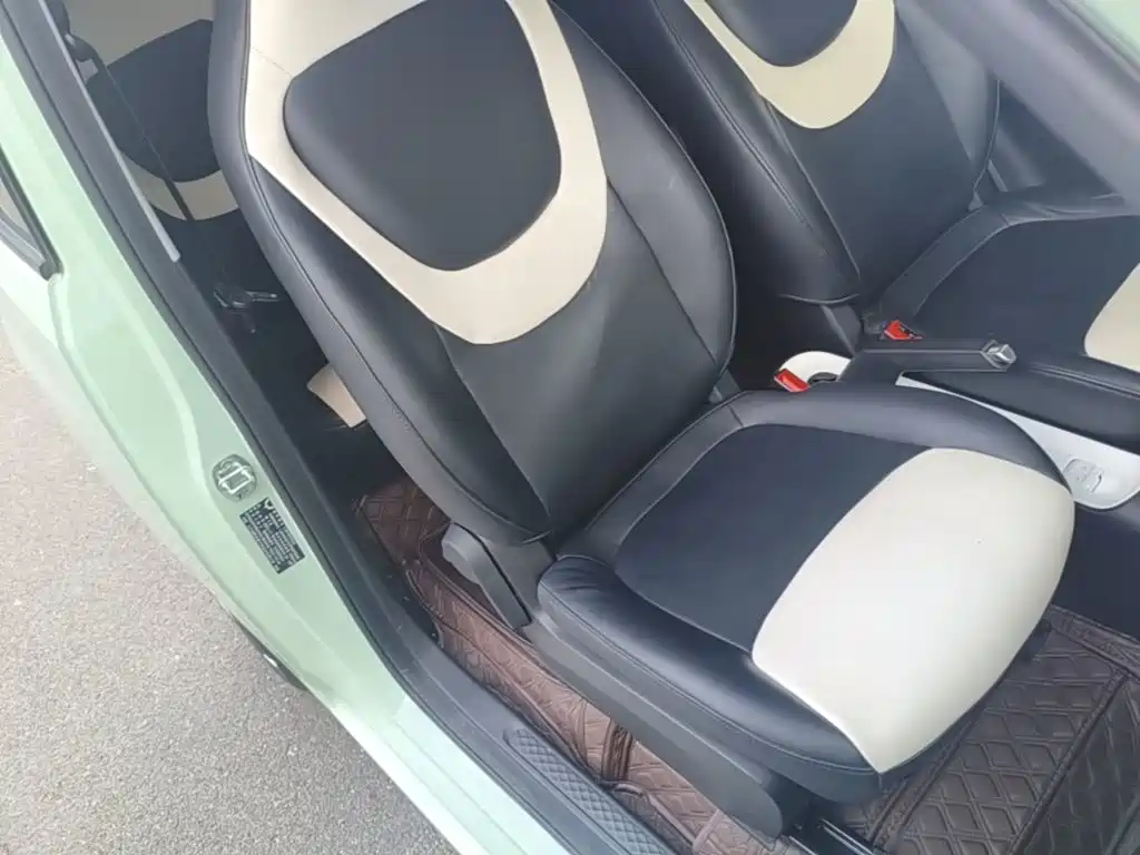 Wuling MINIEV — миниатюра 25