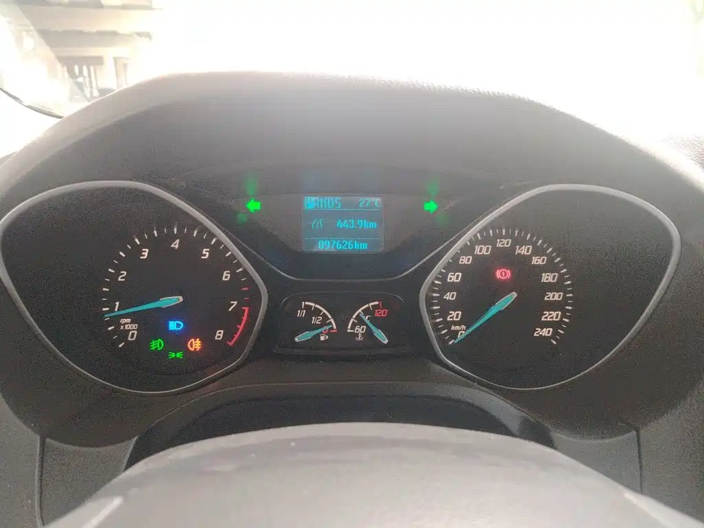 Ford Focus 2012 1.6L AT Comfort