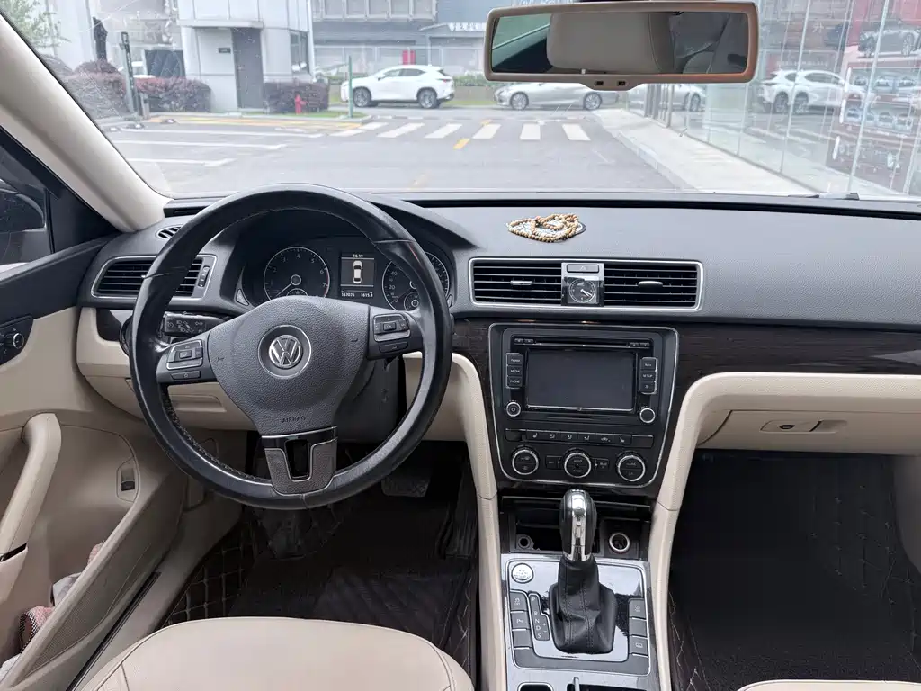 Volkswagen Passat 2015 1.8TSI DSG