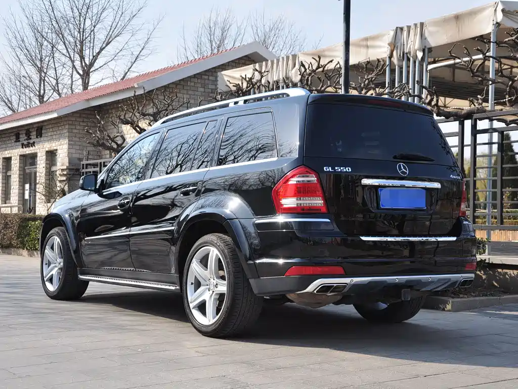 Mercedes-Benz GL 2010 GL 550 4MATIC
