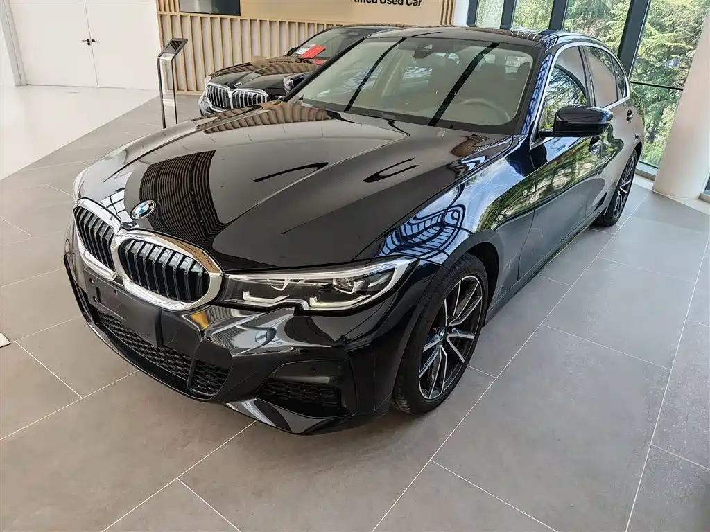 BMW 3 Series 2021