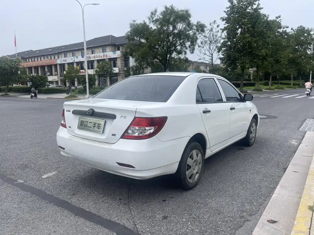 BYD F3