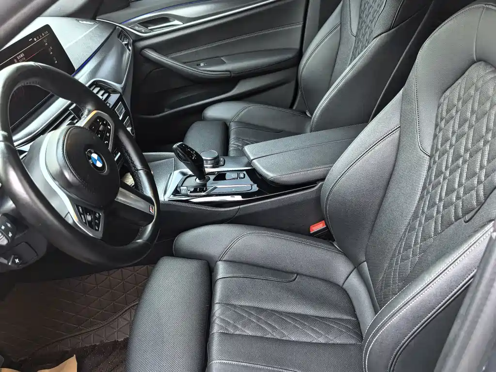BMW 5 Series (Import) — миниатюра 8