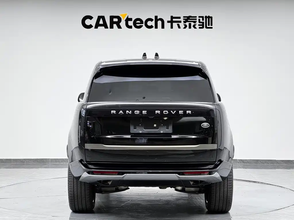 Land Rover Range Rover 2025 3.0 L6 400PS Long Wheelbase мест