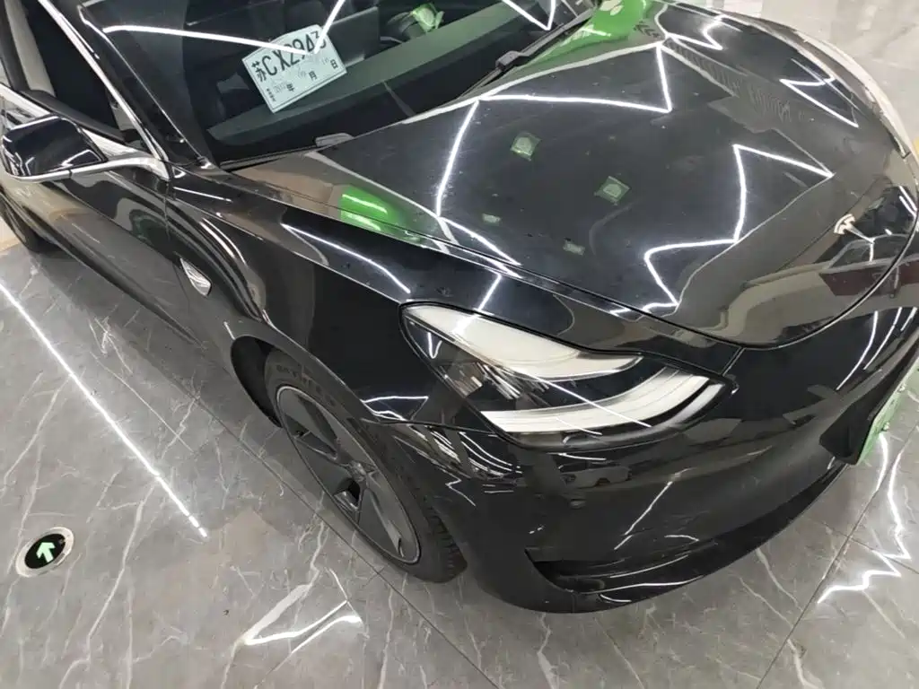 Tesla Model 3 — миниатюра 8