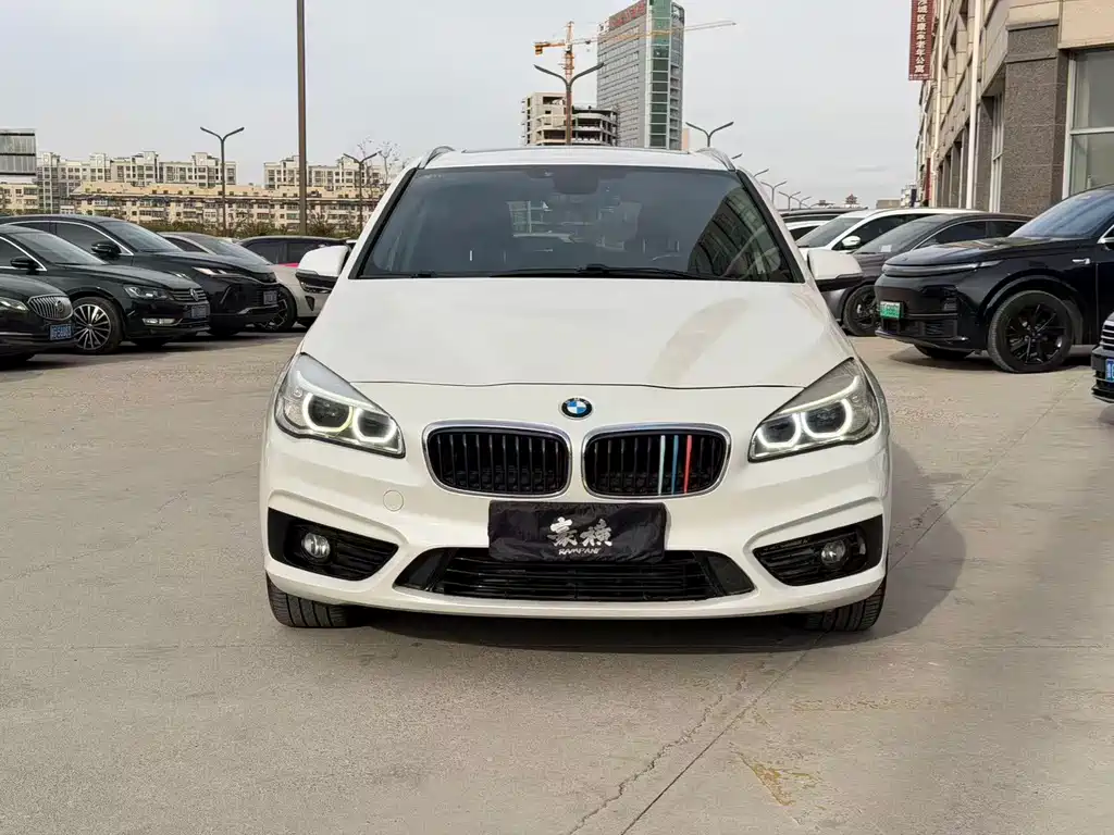 BMW 2 SERIES STATION WAGON