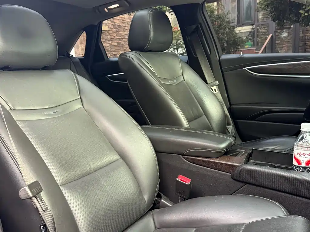 Cadillac XTS — миниатюра 10