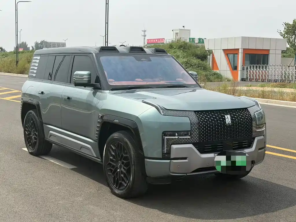 Yangwang Yangwang U8 — миниатюра 3