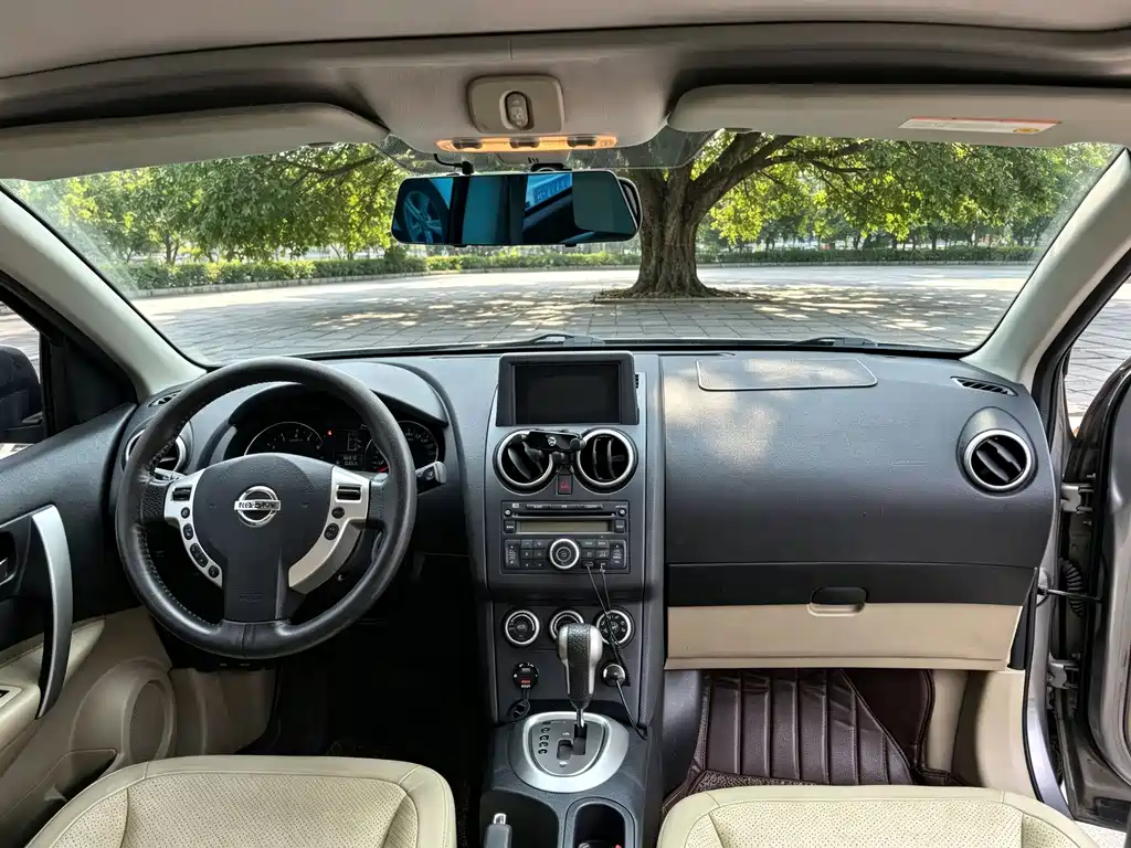 Nissan Qashqai — миниатюра 9
