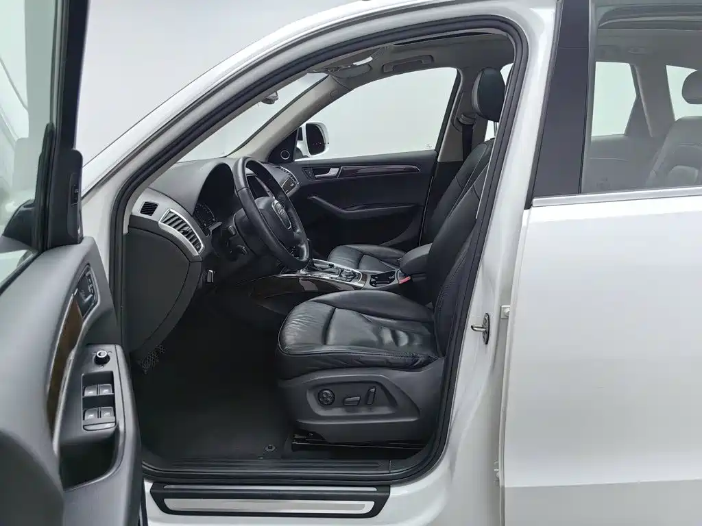 Audi Q5 — миниатюра 10