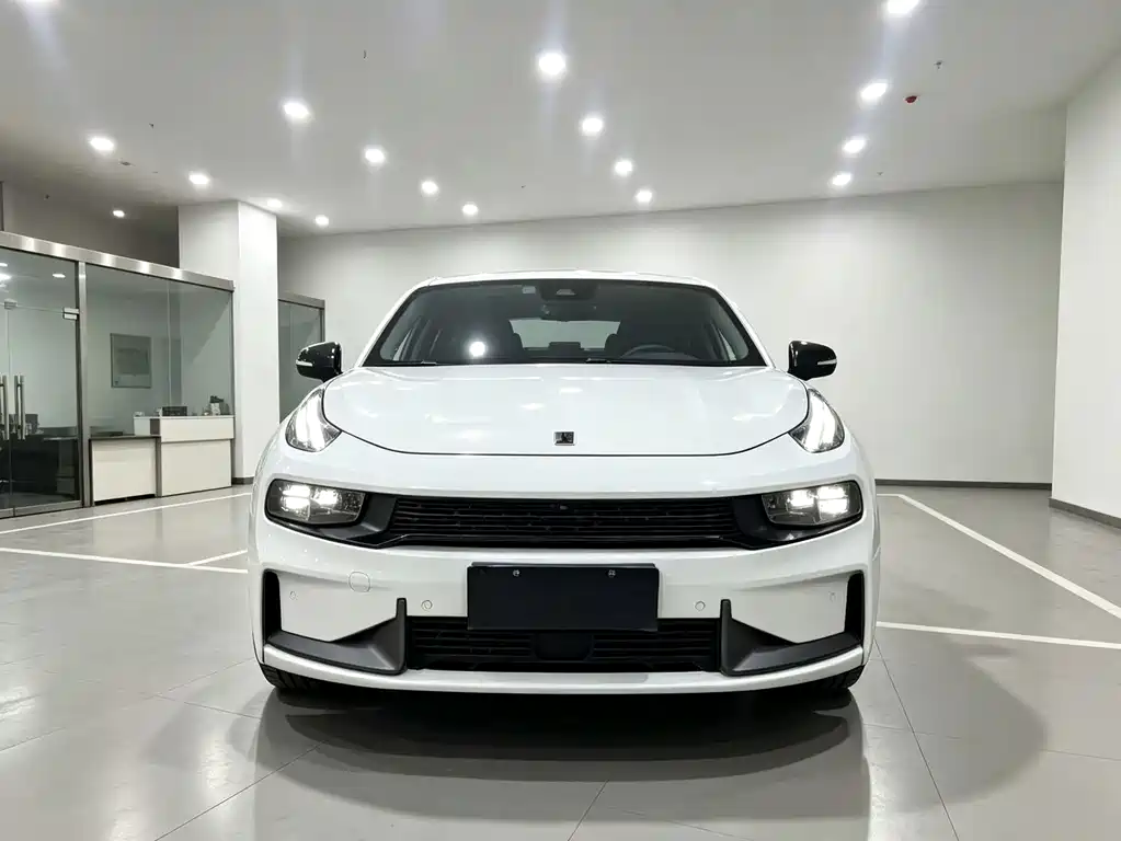 Lynk & Co 03 — миниатюра 2