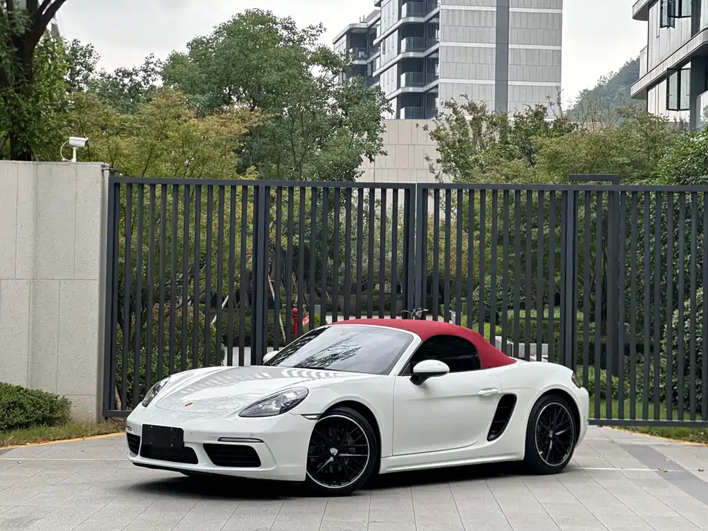 Porsche 718