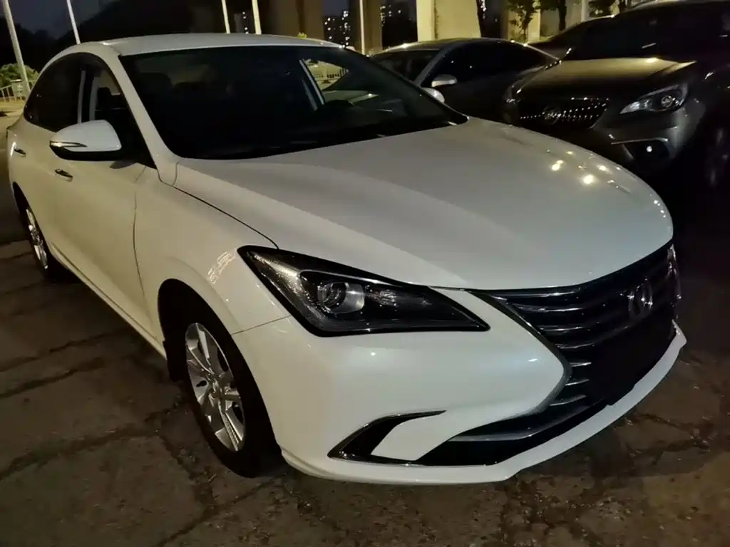 Changan Eado — миниатюра 4