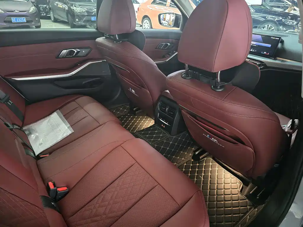 BMW 3 Series 3 2025 330Li M Sport