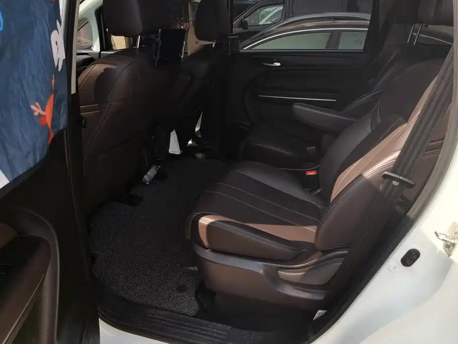 GAC Motor Trumpchi M6 — миниатюра 11