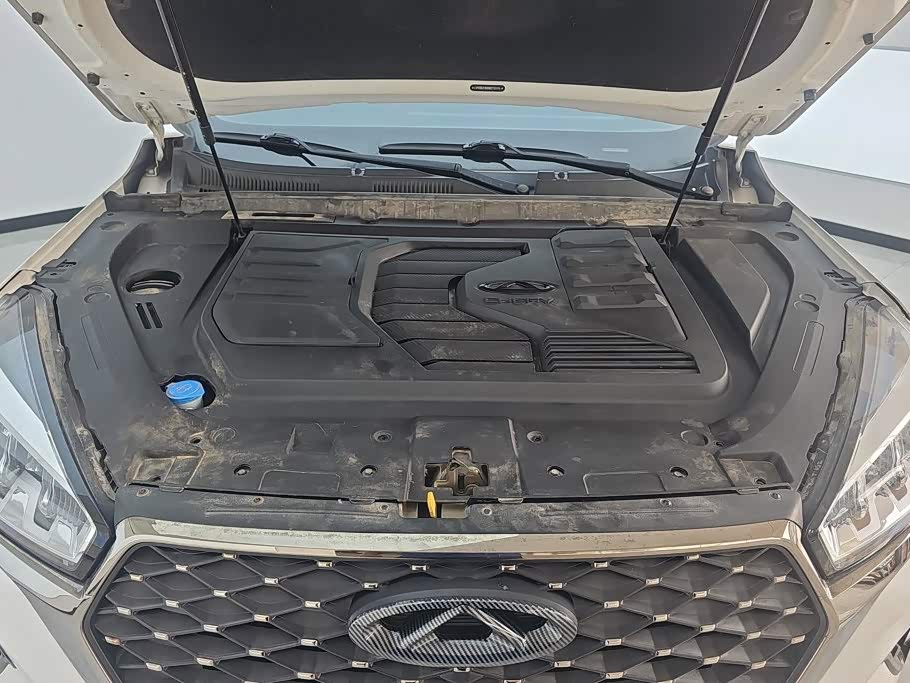 CHERY Tiggo 7 PLUS 1.5 л 2022 г. Белый, пробег 46100 км