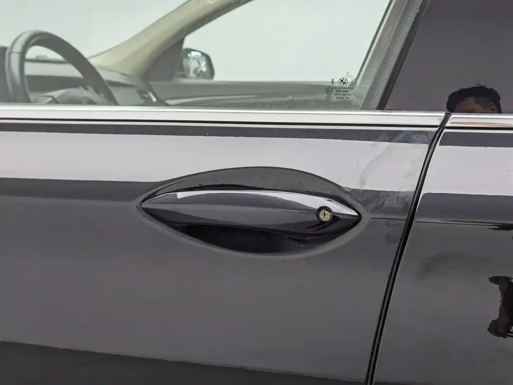 BMW 5 Series GT — миниатюра 18