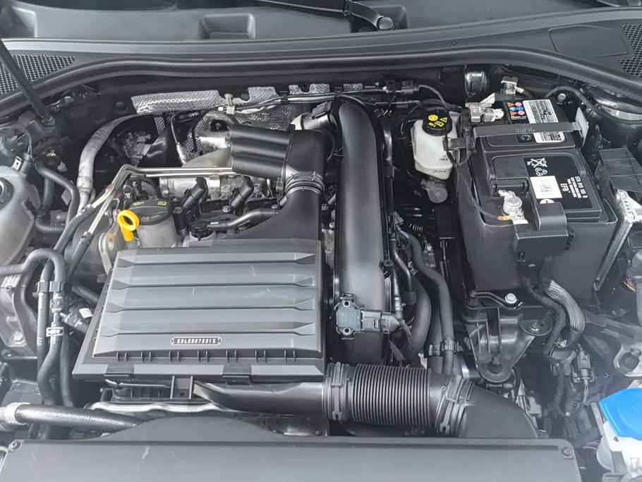 Audi A3 1.4 л 2024 г. Серебристо-серый, пробег 24100 км