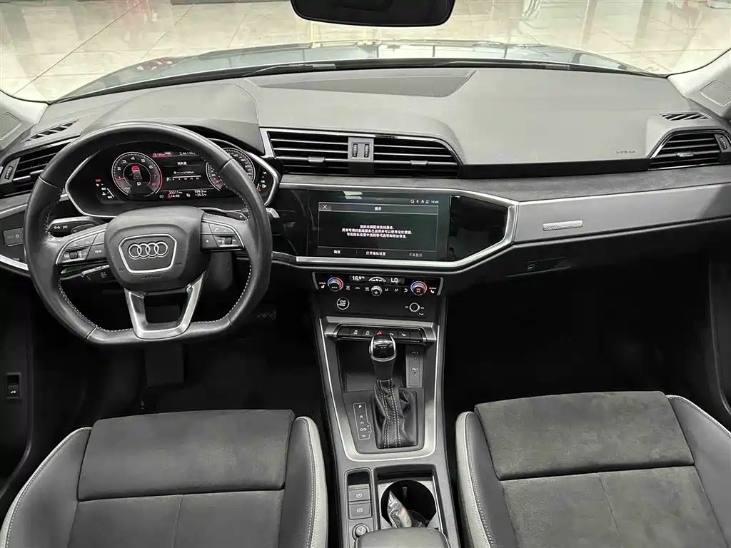 Audi Q3 2022 35 TFSI Fashion