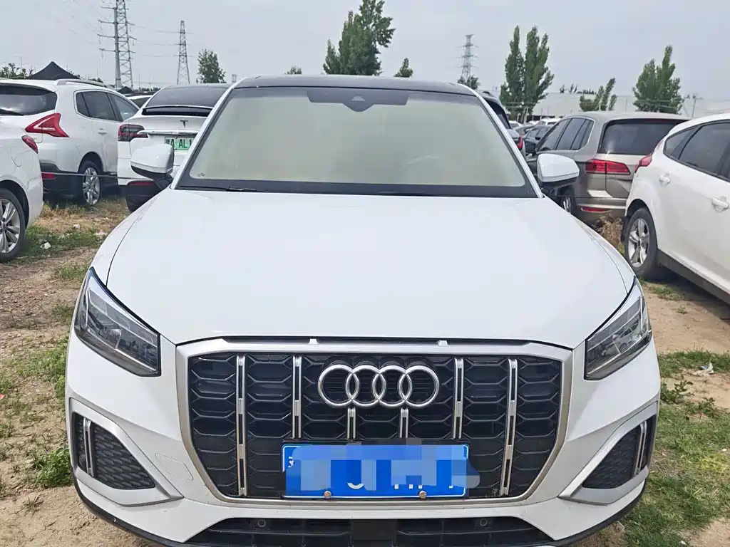 Купить Audi Q2L
