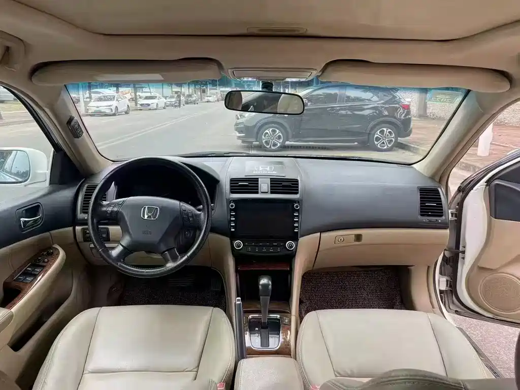Honda Accord 2007 2.4L AT Luxury