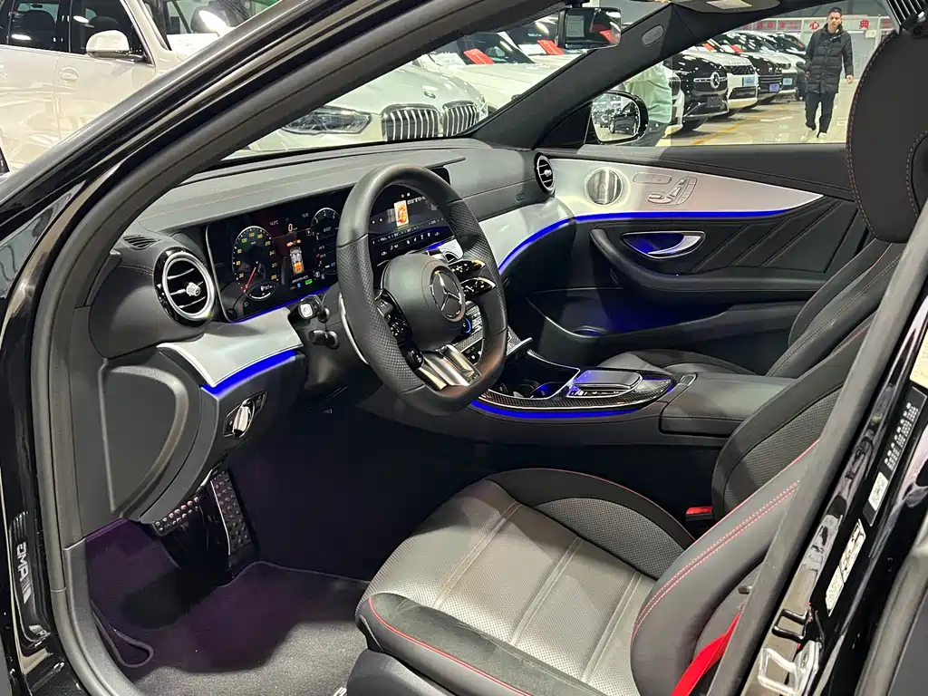 MERCEDES-BENZ E CLASS AMG