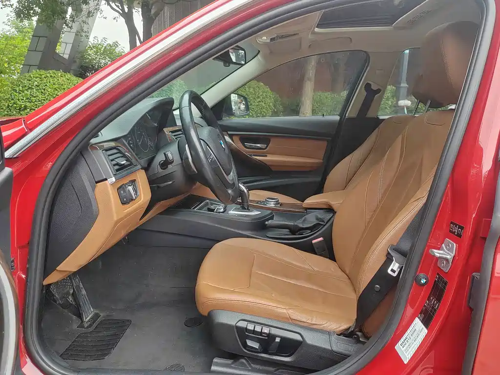 BMW 3 Series — миниатюра 4
