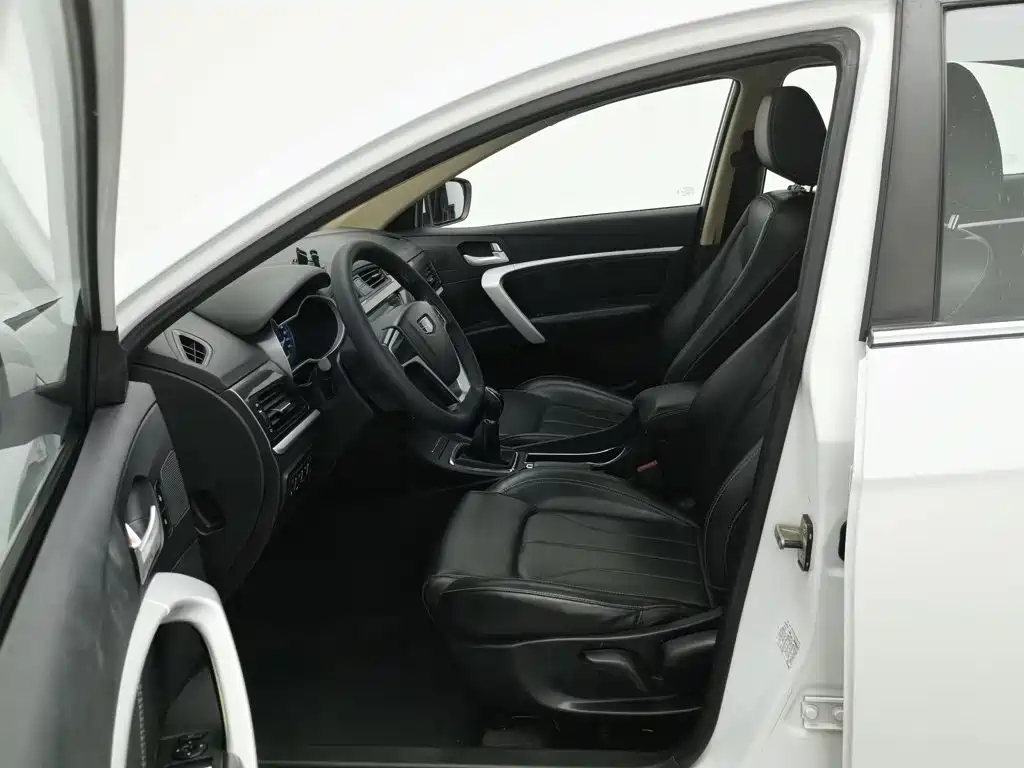 Geely Emgrand — миниатюра 10