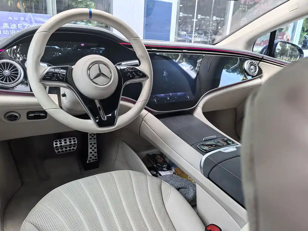 Mercedes-Benz EQS — миниатюра 12