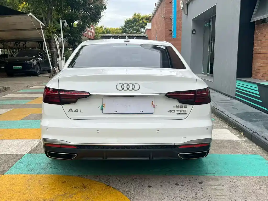 Audi A4L — миниатюра 4
