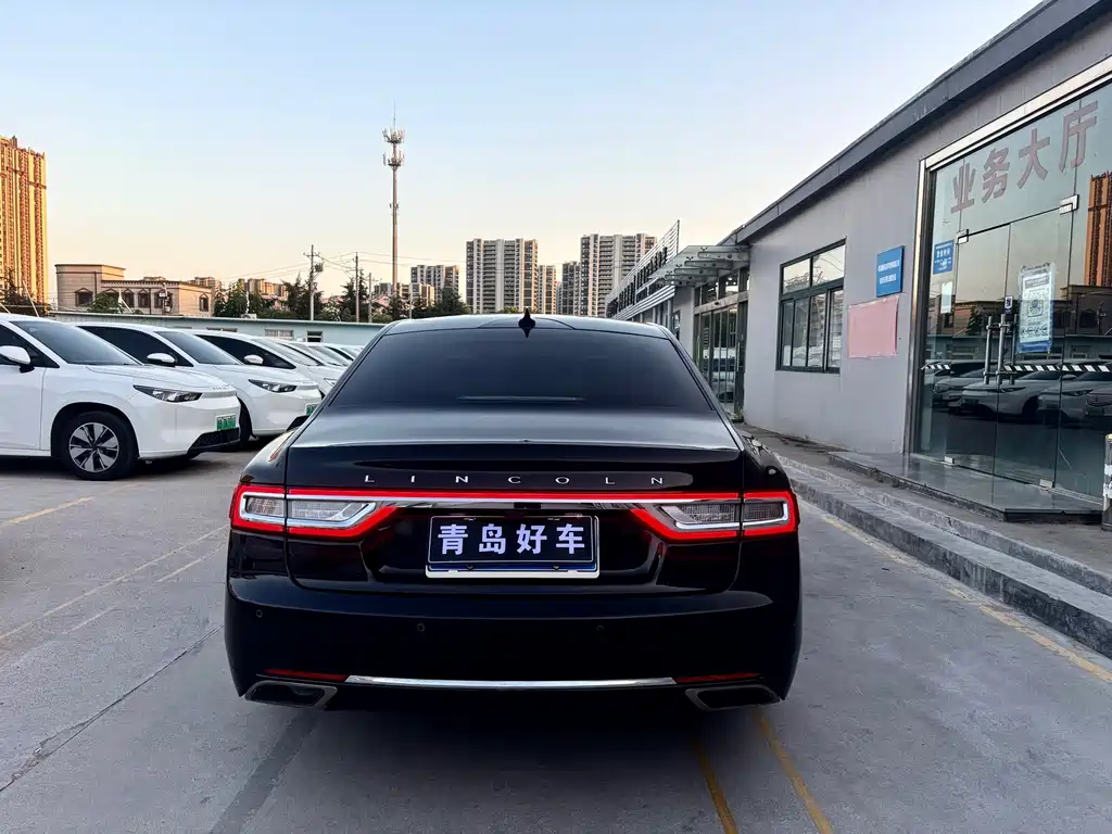 Lincoln Continental — миниатюра 6