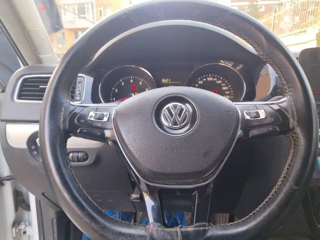Volkswagen Sagitar — миниатюра 12