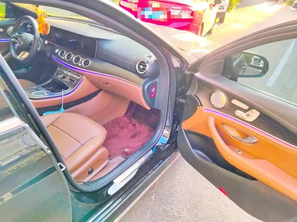 Mercedes-Benz E-Class — миниатюра 19