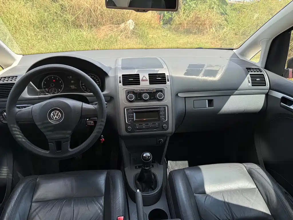 Volkswagen Touran — миниатюра 16