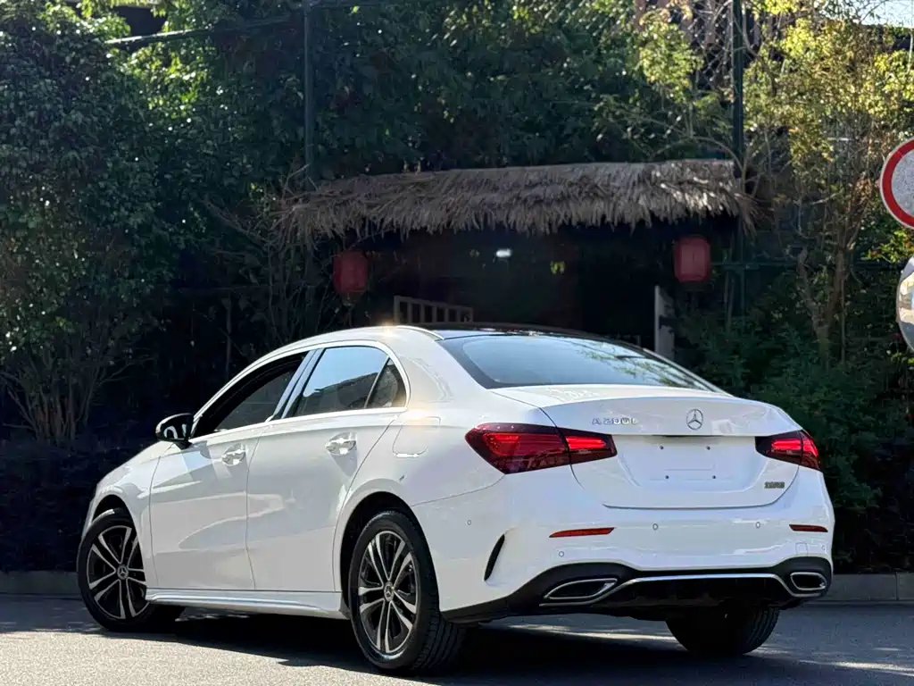 Mercedes-Benz A-Class — миниатюра 3