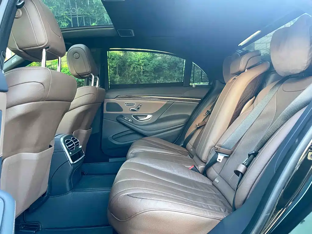 Mercedes-Benz S-Class — миниатюра 6
