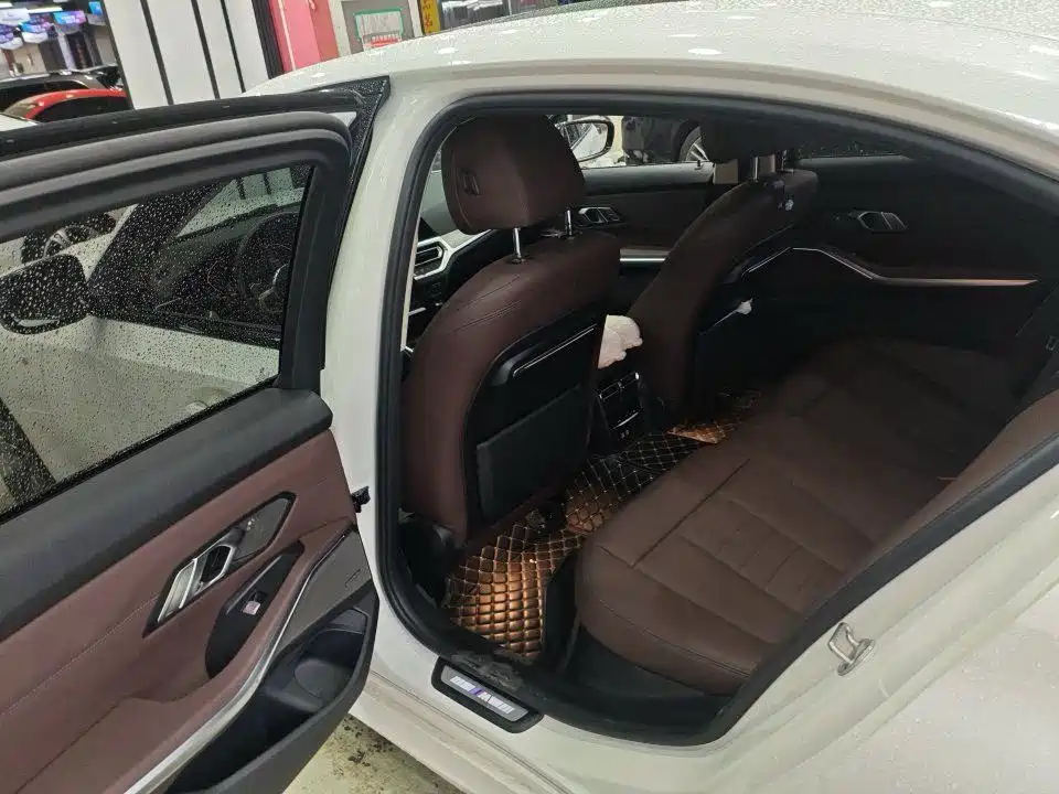 BMW 3 Series — миниатюра 4