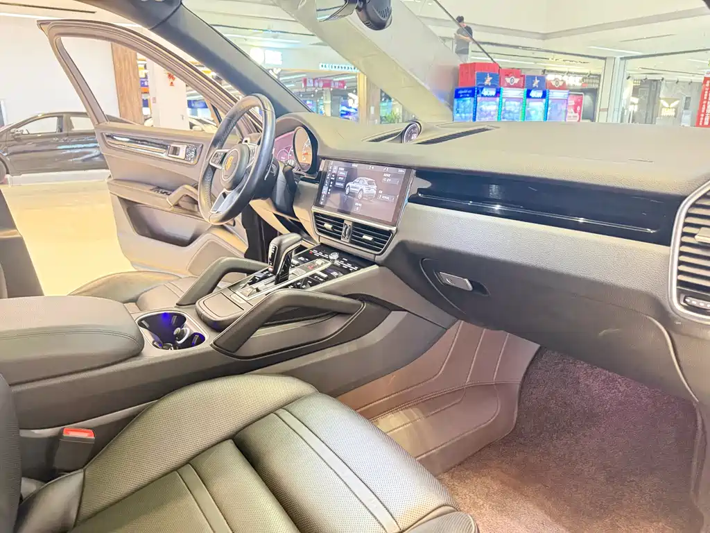 Porsche Cayenne 2019 Cayenne 3.0T