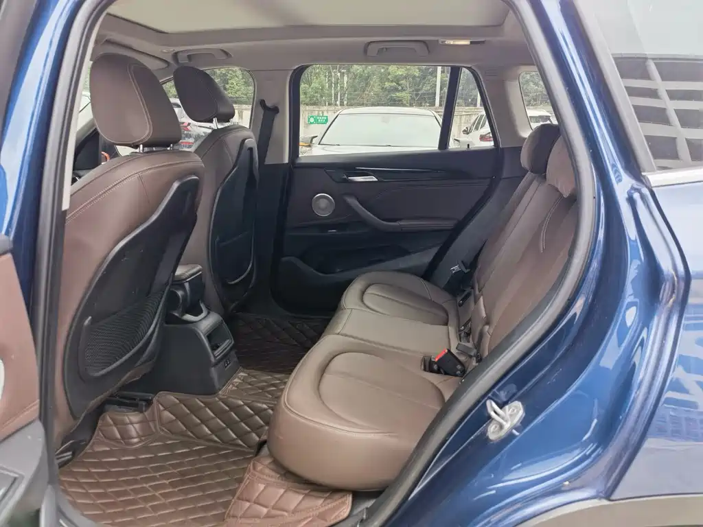BMW X1 2022 sDrive20Li Fashion