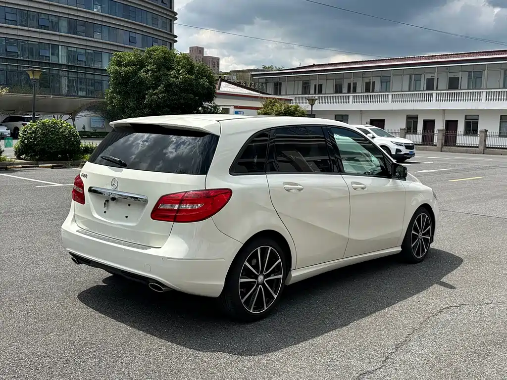 Mercedes-Benz B-Class — миниатюра 4
