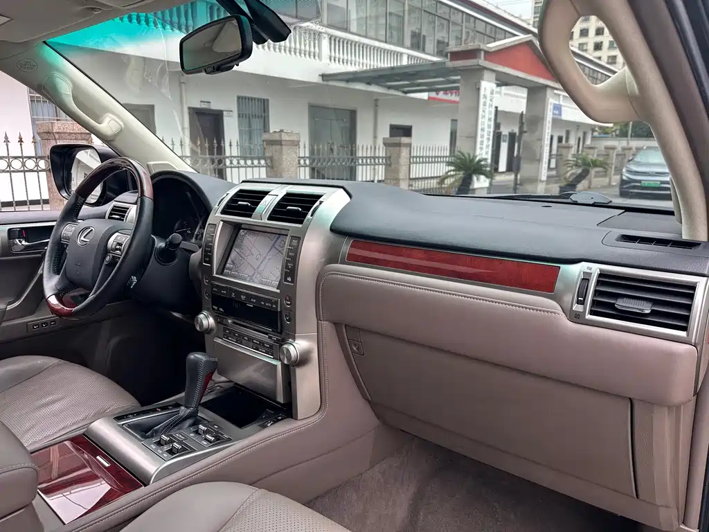 Lexus GX — миниатюра 29