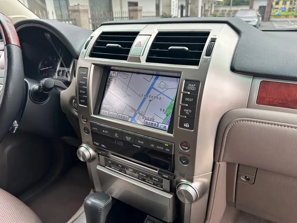 Lexus GX — миниатюра 30