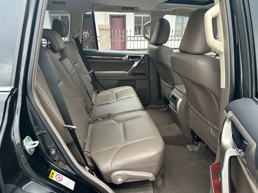 Lexus GX — миниатюра 23