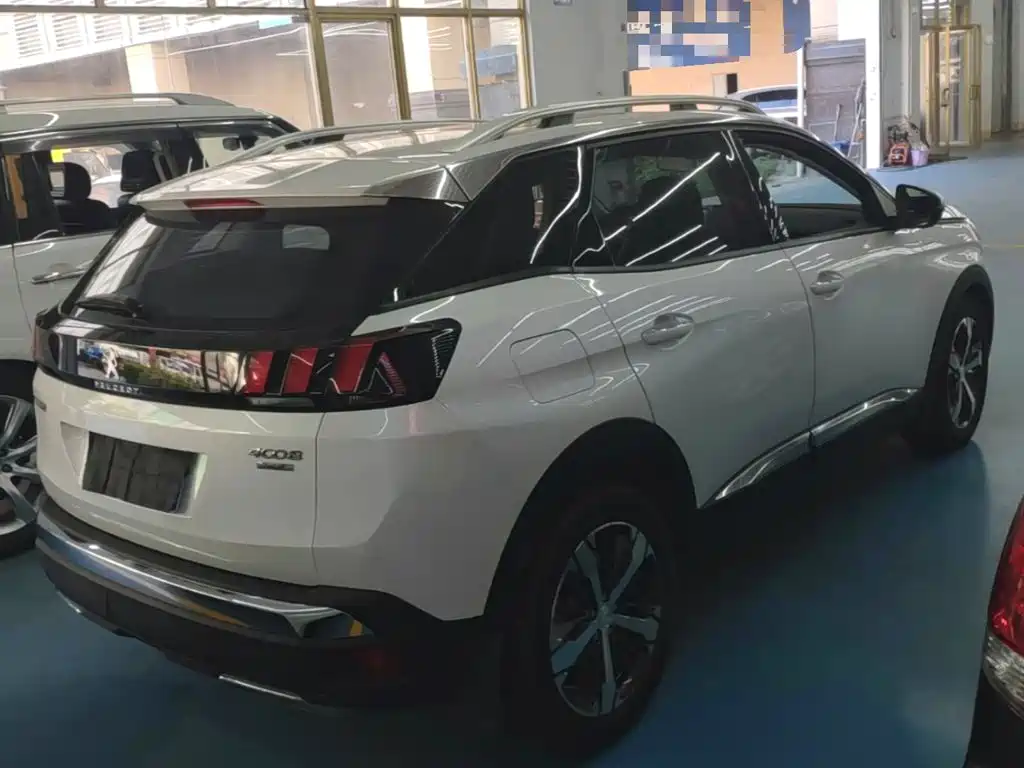 Peugeot 4008 — миниатюра 7
